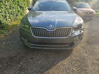 Škoda Superb kombi 2,0 TDi - 4