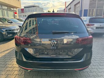 VW Passat B8 GTE 1.4 TSI 150kW DSG Tažné Panorama Matrix ACC - 4