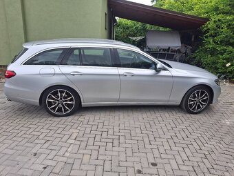Mercedes Benz E 220D 143 Kw, 4MATIC - 4