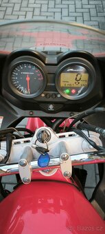Suzuki Bandit 650S - 4