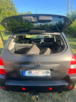 Hyundai Tuscon - 4
