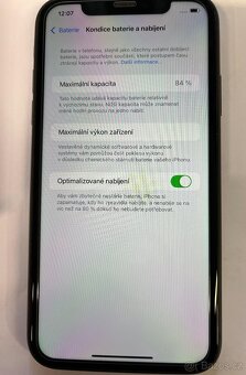 iphone 11, 64gb. Top stav. - 4