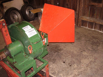 MT8 046 štěpkovač - 4