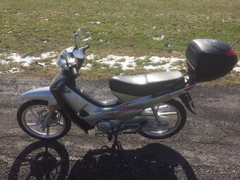 Yuki smile 100 / Lifan 100 - 4