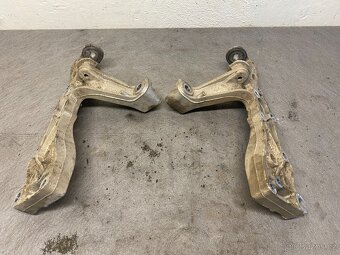 VW GOLF 5 2003-2008 - KONZOLE PŘEDNÍCH RAMEN - 4