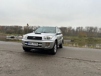 TOYOTA Rav4 2.0 D4D 4x4 Zachovalá - 4