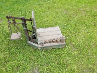 Prodám starou váhu decimálku - 4