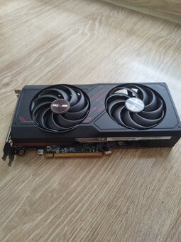 RX 7600 8GB VRam - Grafická Karta - 4