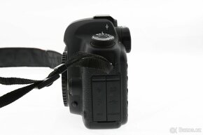 Zrcadlovka Canon 5D II 21Mpx Full-Frame - 4