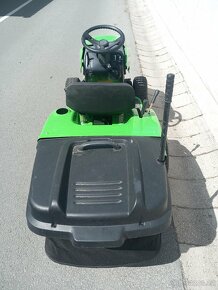 Prodám zahradní traktor MTD ( Master Cut ) 12.5Hp - 4