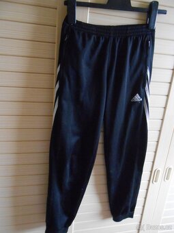 Prodám dětskou sportovní soupravu Adidas - 4
