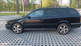 Škoda Octavia 1 combi 2.0i 85kw - 4