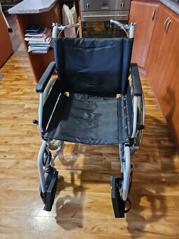 Prodám invalidní vozík - 4