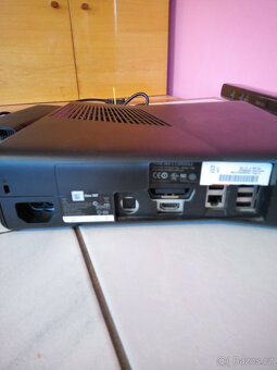 Xbox 360 + Kinect - 4