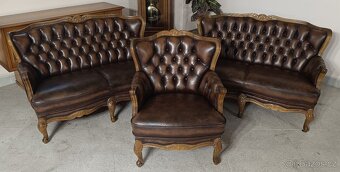Luxus, kožená Chesterfield sedací souprava 2+2+1. TOP - 4