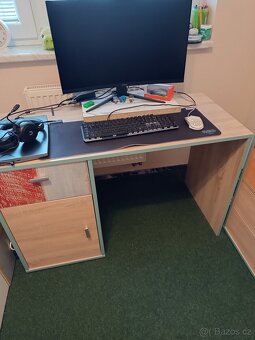 kompletní nábytek do pokojíčku - 4