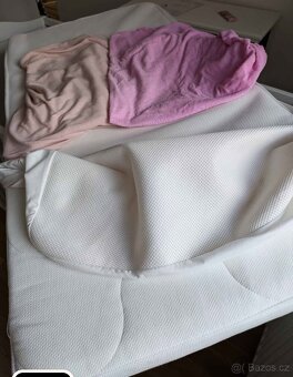 Dětská postýlka Ikea a matrací - 4