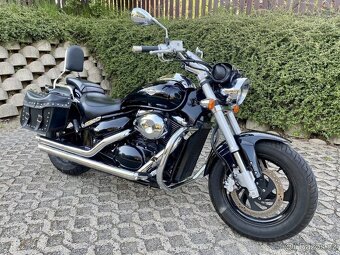 Suzuki Intruder M800 - 4