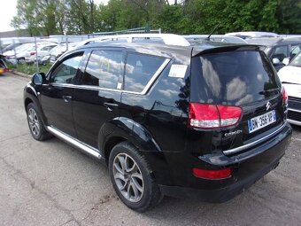 Citroën C-Crosser 2,2 HDi 7míst - 4