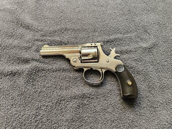 Historický revolver Harrincton & Richardson 1887 .38sw - 4