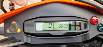 KTM 690 SMC R - 4