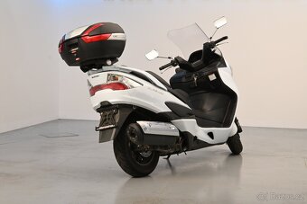 Suzuki Burgman 400 - 4