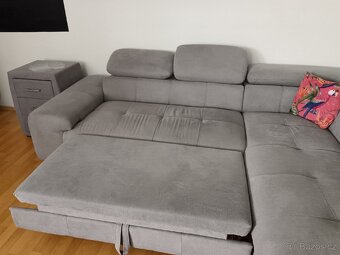 Prodám rohovou rozkládací pohovku s úložným prostorem - 4