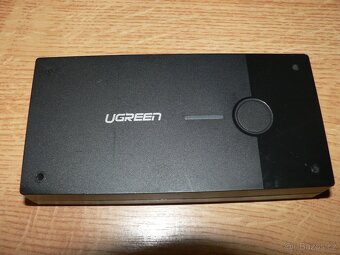 Přepínač VGA + 2 x USB 2.0 Ugreen 30357 KVM - 4