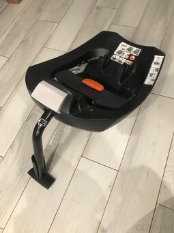 Autosedačka Cybex Aton 5 - 4