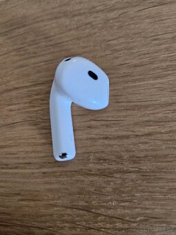 Sluchátko levé Airpods 4 - 4