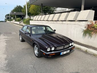 Jaguar XJR 4.0 Supercharged (X300), 320 PS, 1997 - 4