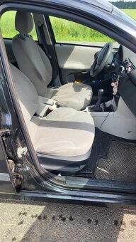 Fiat Stilo kombi 1,9 JTD 85KW - 4