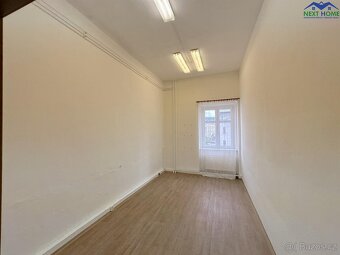 Pronájem kancelář 14 m2, společné zázemí 10 m2, ul. Vaničkov - 4