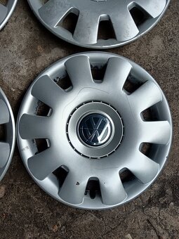 Originál poklice Volkswagen r 15 - 4