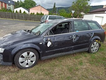 Audi a4 avant 1.9 tdi 2002 roku - 4