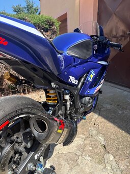 Yamaha R3 - 4