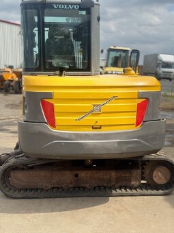 Pásový bagr Volvo EC55C - 4