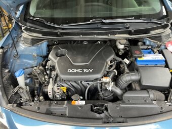 Hyundai i30, kombi, r.v. 02-2016, najeto 61000 km - 4
