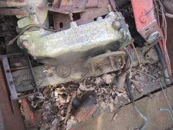 díly traktoru RS 09 - 4