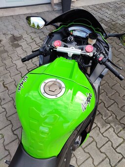 Kawasaki zx10r 2013 - 4