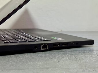 HERNÍ NOTEBOOK ROG ZEPHYRUS / GTX 1660-Ti / Ryzen 7 3750H - 4