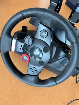 Volant, pedály, logitech PS3 - 4