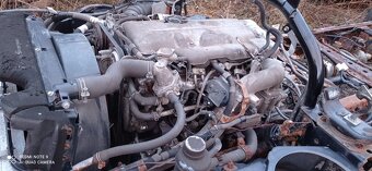 Prodám Mitsubishi Canter Fuso na nahradní díly - 4