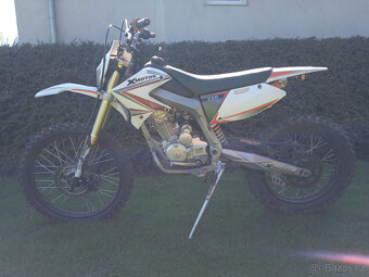 xmotos 250 - 4