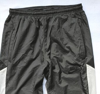 Pánské šusťákové kalhoty NIKE – vel. S - 4
