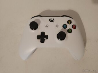 Prodám Xbox One S 1TB + ovladač + hry - 4