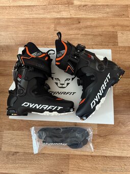 Dynafit Blacklight Carbon 42 /42.5 a 44 nové top boty - 4