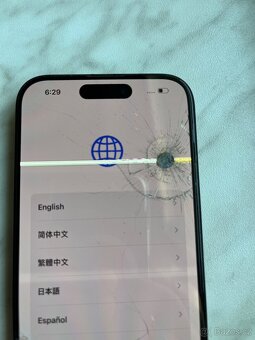 Poškozeny IPhone 15 Pro, funkční - 4