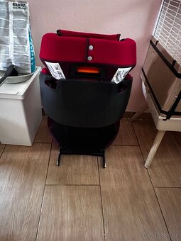Autosedačka Cybex - 4