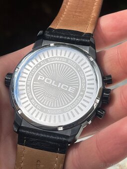 Hodinky police 👮/ masivni - 4
